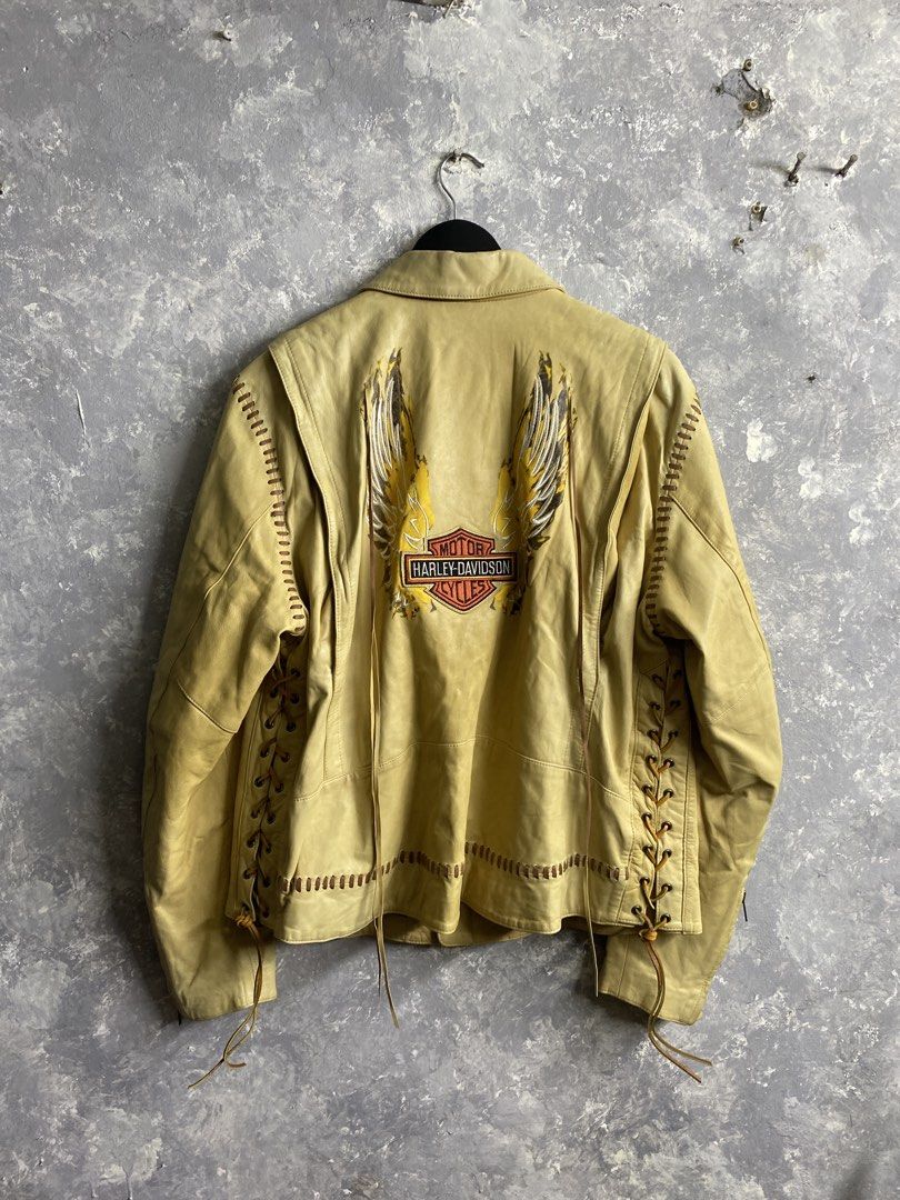 Vintage Harley Davidson Soft Leather Jacket (Category: Coats, Jackets and Outerwear) located in Pasig City. Submitted by lumangkamisa (Listing ID 1459996077, Image 2). Description: Fits medium-large.