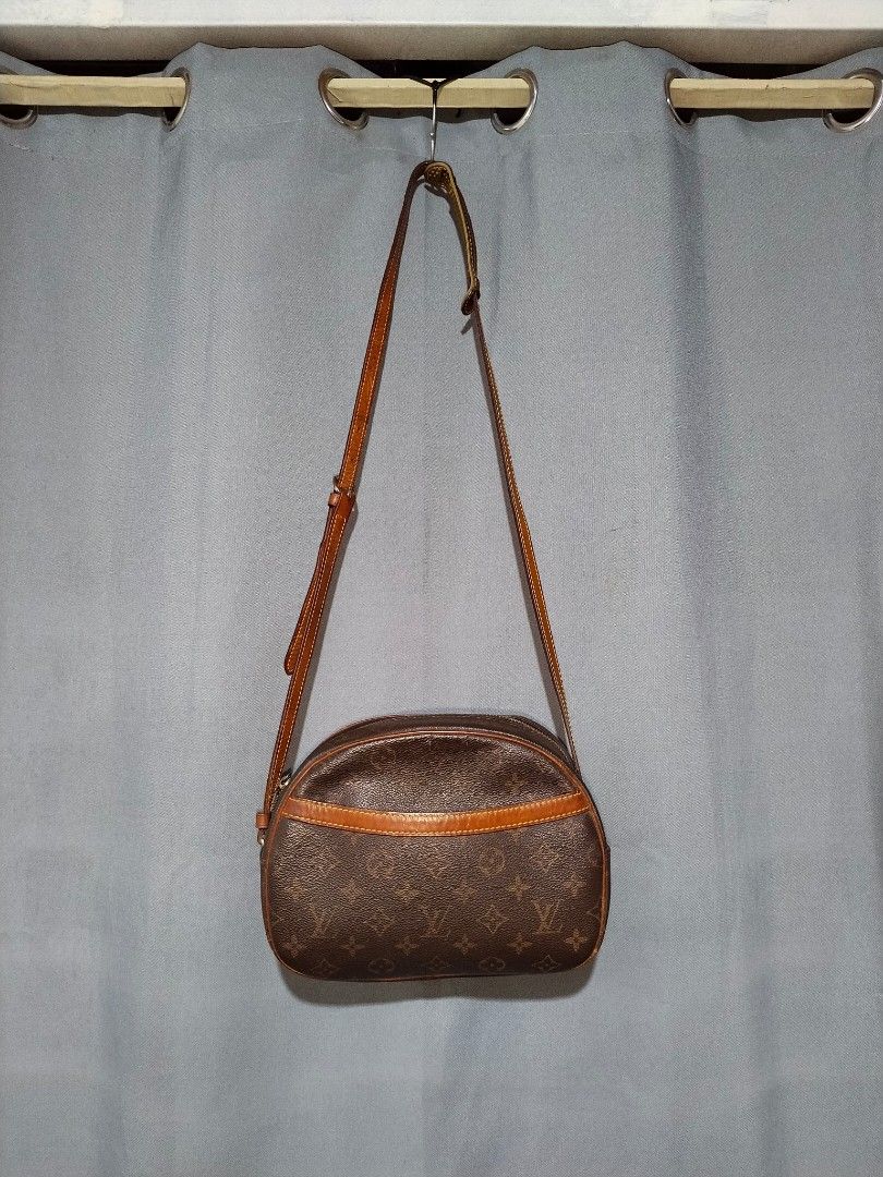 Louis Vuitton Blois Crossbody (Category: Luxury Bags & Wallets) located in Taytay. Submitted by the_vtg_pop-up (Listing ID 1458761807, Image 1). Description: vintage authentic signs of usage.