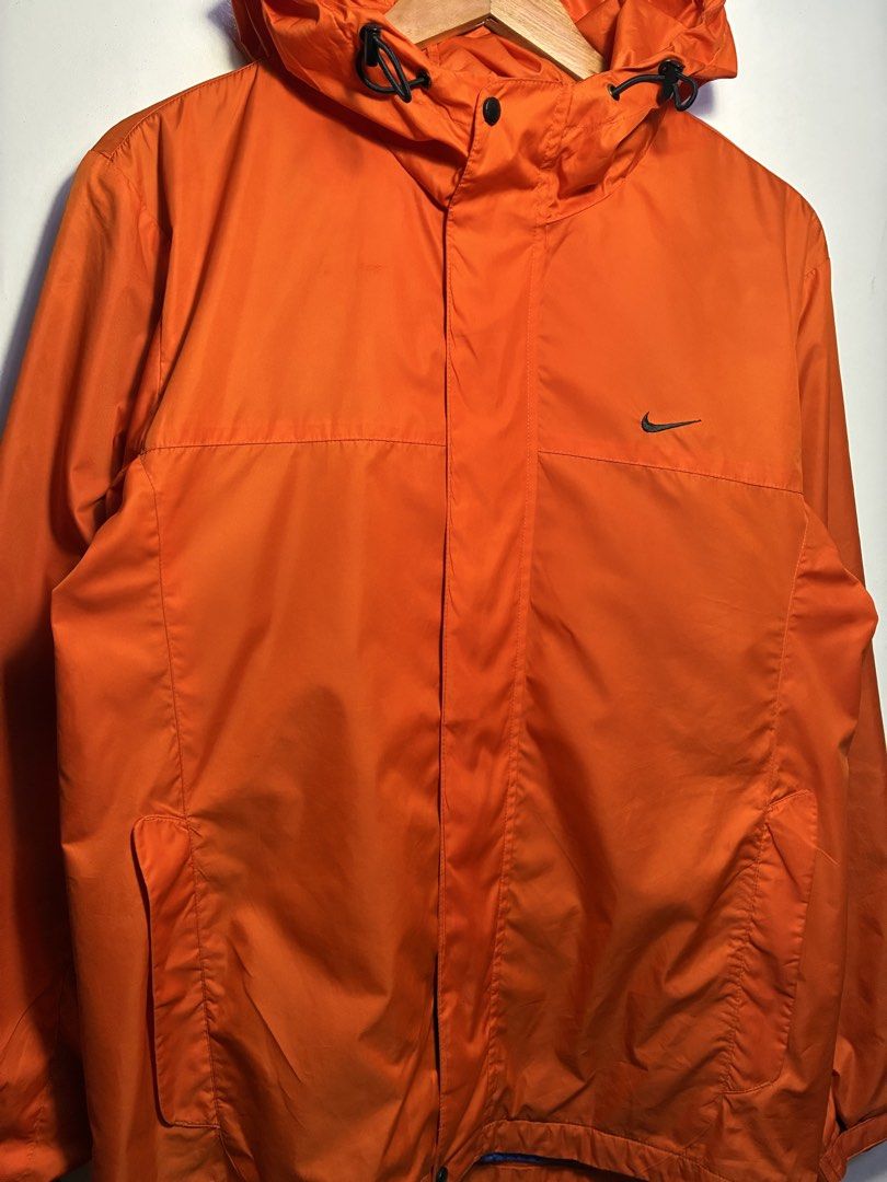 Vintage nike climafit (Category: Coats, Jackets and Outerwear) located in Manila. Submitted by egayfinds420 (Listing ID 1460003827, Image 2). Description: VINTAGE NIKE CLIMAFIT 😍🥶 EXCELLENT CONDITION COLOR RATE 9.5/10 OR BETTER MEDIUM 22 x 27 .