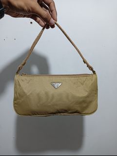 (Category: ) located in . Submitted by bsidethrift (Listing ID 1459931611, Image 1). Description: .