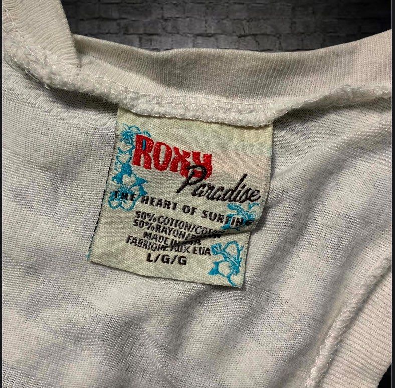 VINTAGE ROXY BABY DOLL TOP (Category: Dresses) located in Puerto Princesa. Submitted by kelvinfabr75674 (Listing ID 1460029974, Image 3). Description: Size L 17.5 width 27 length ISSUE Penholes EXCELLENT CONDITION Color rate 9.5📌.