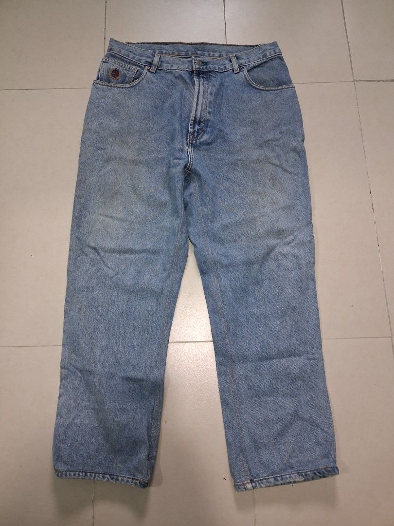 Vintage Tommy hilfiger pants (Category: Announcements) located in Manila. Submitted by carlitoboh66625 (Listing ID 1459957924, Image 1). Description: Tommy hilfiger pants all details declare width 17 length 38 hem 7.5 price 400.
