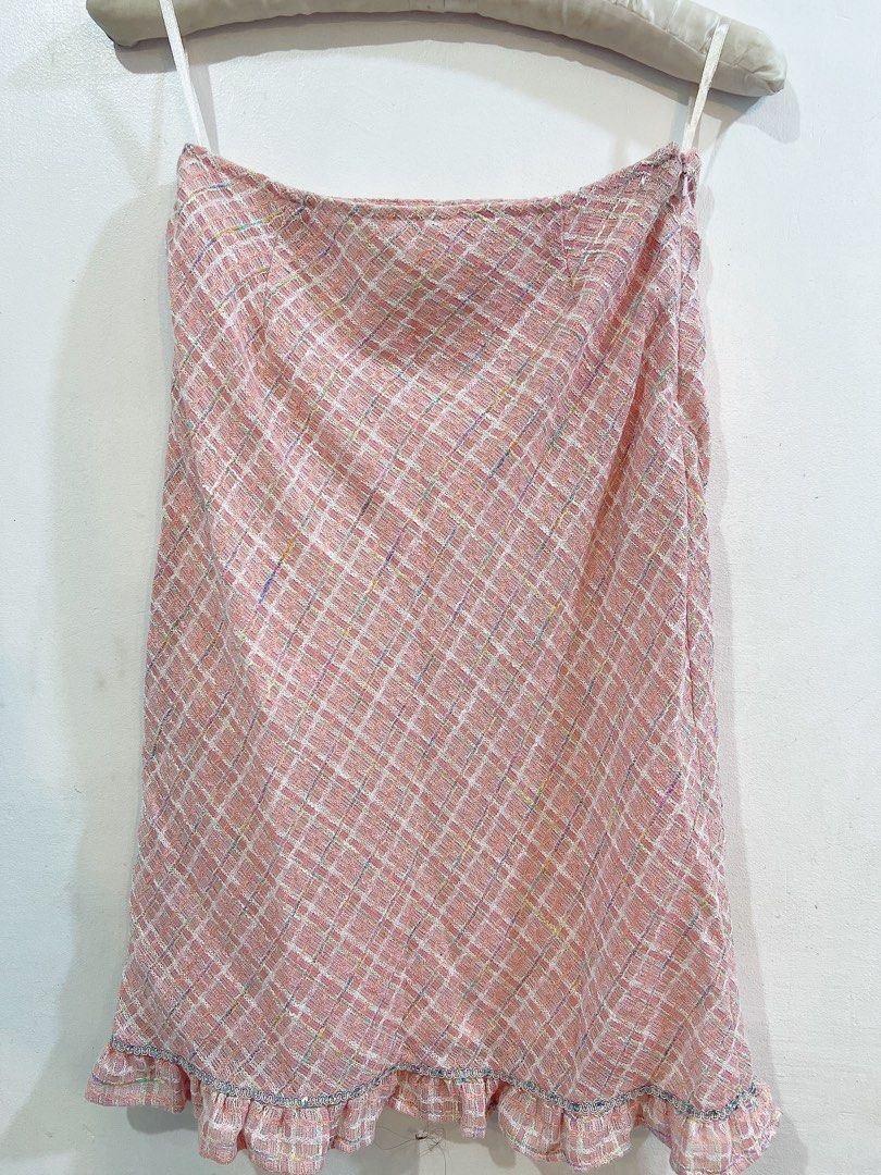 bundle Vintage Tweed coquette skirt (Category: Skirts) located in Cavite. Submitted by wishie_collects (Listing ID 1459975098, Image 3). Description: Mini and Midi length tweed skirts First Skirt (Pink Tweed Straight-Fit Skirt): This is a straight-cut, mini-length skirt made from a textured pink tweed fabric. It features a delicate multicolor woven pattern with subtle flecks of blue, yellow, and white throughout. The hemline is finished with a ch