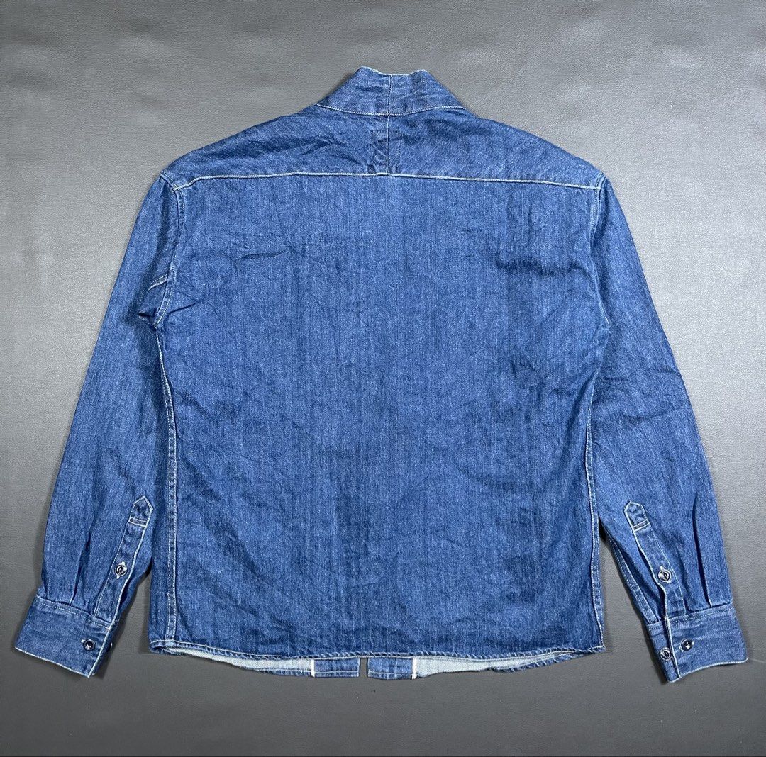Visvim Selvedge Kimono (Category: Coats, Jackets and Outerwear) located in Caloocan City. Submitted by dapreluv (Listing ID 1460053886, Image 2). Description: Visvim Selvedge Kimono Width: 22.5” Shoulder: 22” Sleeves: 24” Length: 27” .
