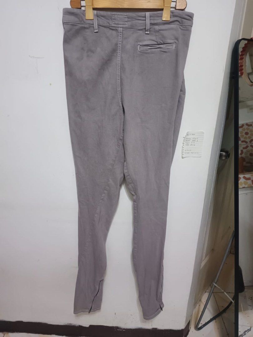 VIVIENNE WESTWOOD x LEE (Category: Jeans) located in Dasmarinas. Submitted by jessputrages (Listing ID 1460095502, Image 2). Description: For sale Vivienne Westwood x Lee Excellent condition No issue 1k plus shipping fee Pm for more details.