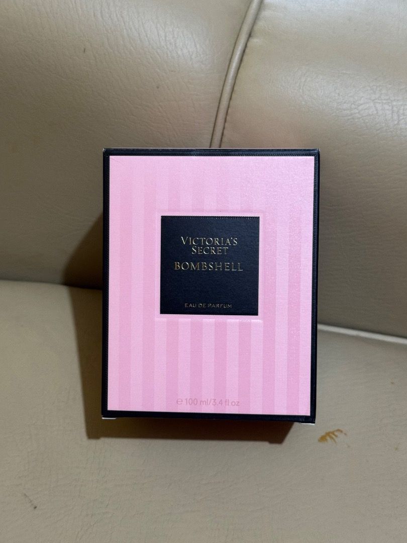 VS Bombshell EDP 100mL (Category: Fragrance & Deodorants) located in Las Pinas. Submitted by declutter.with.love (Listing ID 1460032288, Image 1). Description: Opened box but never used.