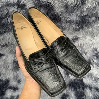 (Category: ) located in . Submitted by holy_thrift (Listing ID 1459802176, Image 1). Description: .