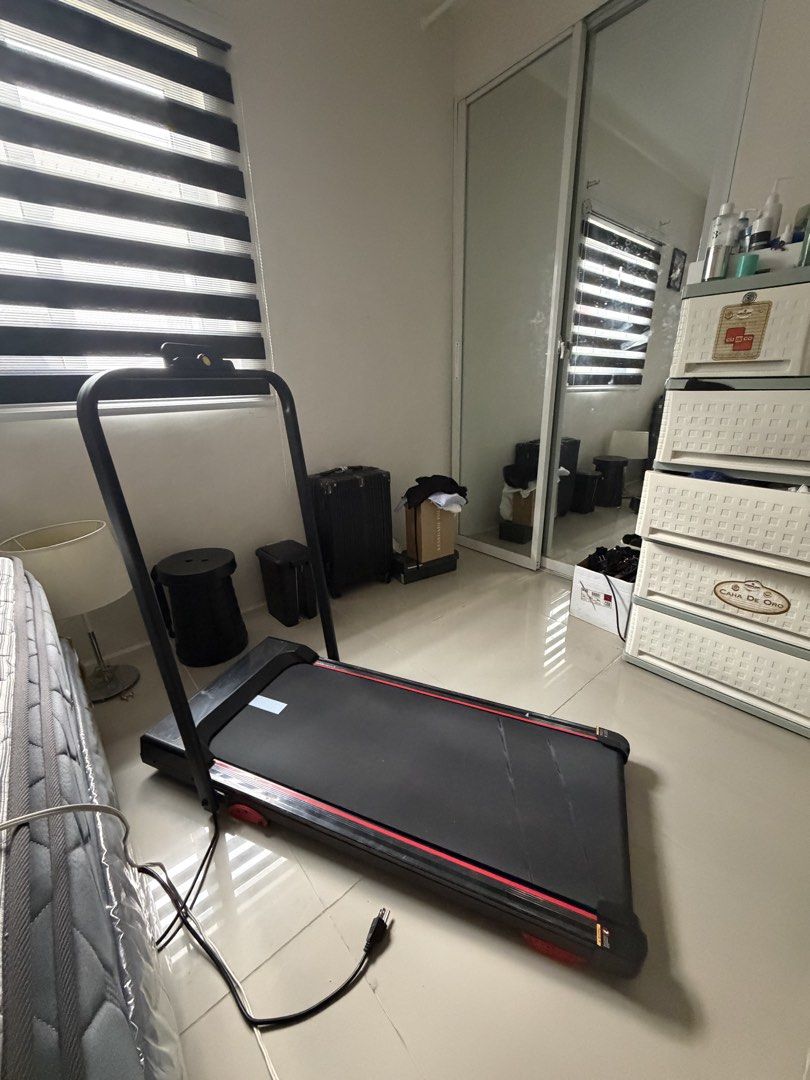Walking Pad (Category: Other Sports Equipment and Supplies) located in Manila. Submitted by kkk_declutter (Listing ID 1459905843, Image 2). Description: Location Casili Consolacion Price Negotiable Buyer shoulders the delivery fee.