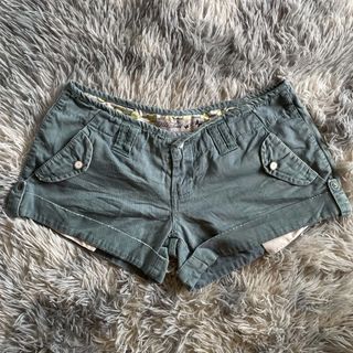 (Category: ) located in . Submitted by baddiefinds (Listing ID 1459921866, Image 1). Description: .