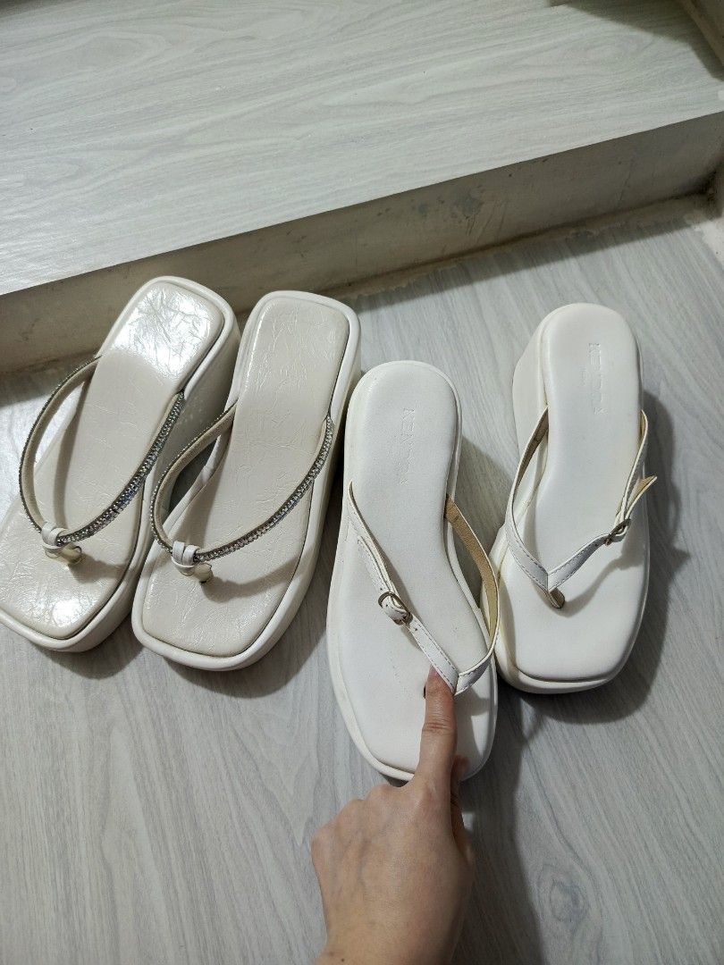 White wedge (size 5.5-6) (Category: Wedges) located in Manila. Submitted by raxxx17 (Listing ID 1459936965, Image 3). Description: both for 700pesos (last price) size 5.5 pwede sa 6 used once lang papasa to sa pagka brandnew. dami ko nalang wedges eh. matatambak lang kaya selling low nalang talaga. yung liliw ang mahal nito, 1,100 ko nabili sobrang tibay nyan ikaw magsasawa gamitin. ung kendra marikina made matibay din yan sya, around 650pesos to