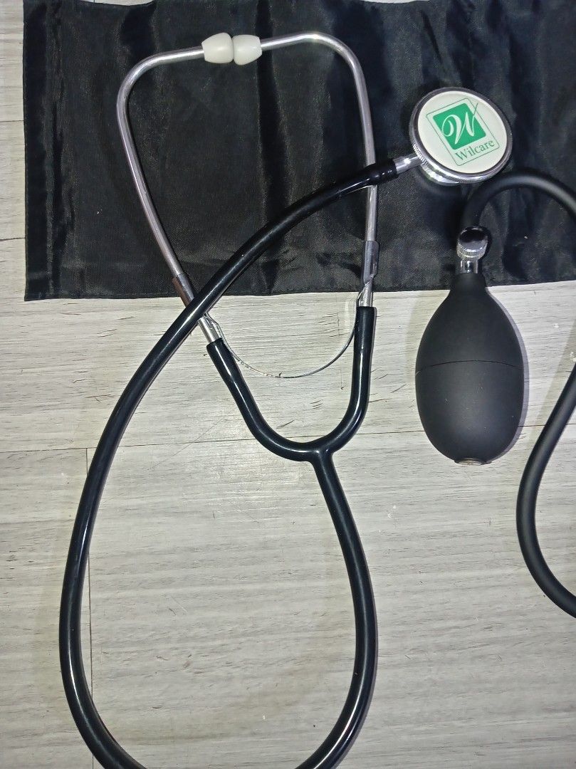 Wilcare Aneroid Sphygmomanometer with Stethoscope (Category: Medical Supplies & Tools) located in Quezon City. Submitted by vynnn26 (Listing ID 1460041714, Image 3). Description: - Complete Wilcare blood pressure set - Includes stethoscope, cuff, and gauge - Gauge measures up to 300 mmHg - Comes with a convenient carrying case - Ideal for home health monitoring.