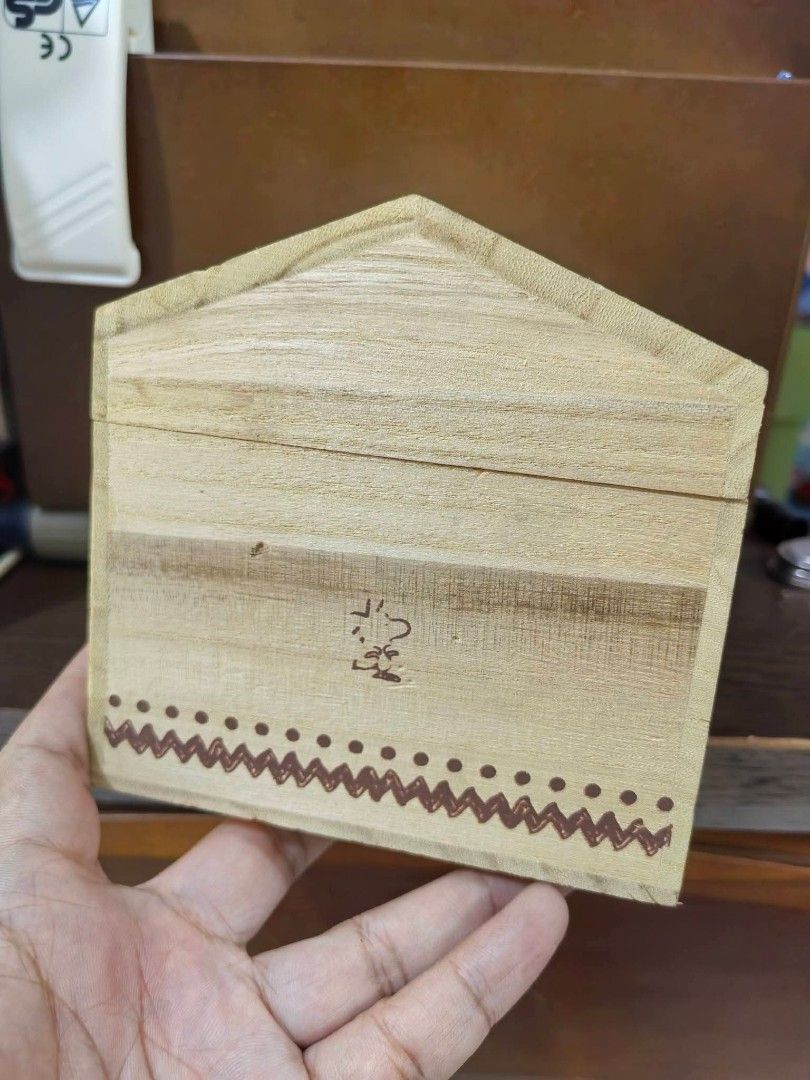 Wood Storage Box - Peanuts (Category: Accessory Holder, Box & Organizers) located in Cebu City. Submitted by dudes_villanueva (Listing ID 1459941711, Image 3). Description: Wood Storage Box - Peanuts 📌 Featuring an engraved illustration of Snoopy and the Peanuts logo on the front. 📌 In excellent condition. L5.25xW4.9xH5 in.