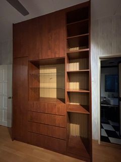 (Category: ) located in . Submitted by dcabinetstudio100 (Listing ID 1460008664, Image 1). Description: .