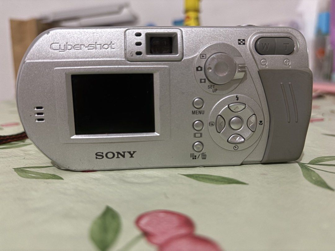 Working and Untested Digicams (Category: Cameras) located in Manila. Submitted by barbz2704 (Listing ID 1459991570, Image 1). Description: For Sale Tested, For repair and Untested Digicams Please see description. Olympus VG-150-Tested and working but for lcd replacement As is with battery Price:800 Sony DSC- P72 Untested but cosmetic is in good condition Price- 500 If take all 1000 Still Negotiable Buy at your own Risk No return No replacement No