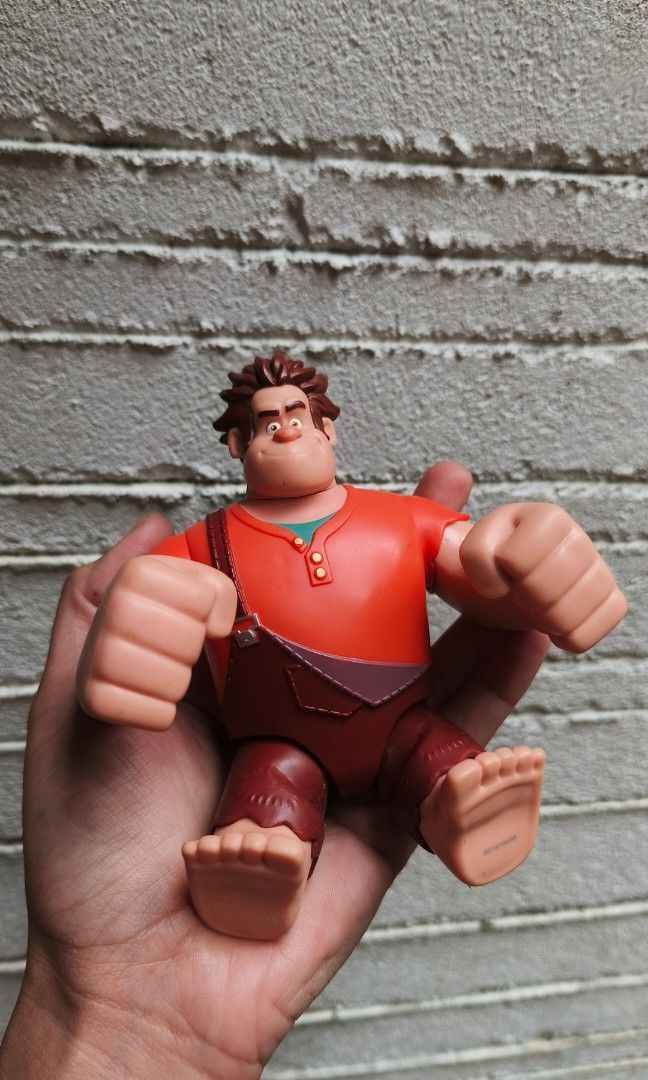 Wreck it Ralph (Category: Figurines & Statues) located in Baguio. Submitted by ukay_district (Listing ID 1459914327, Image 2). Description: Wreck it Ralph Disney Bandai 350.