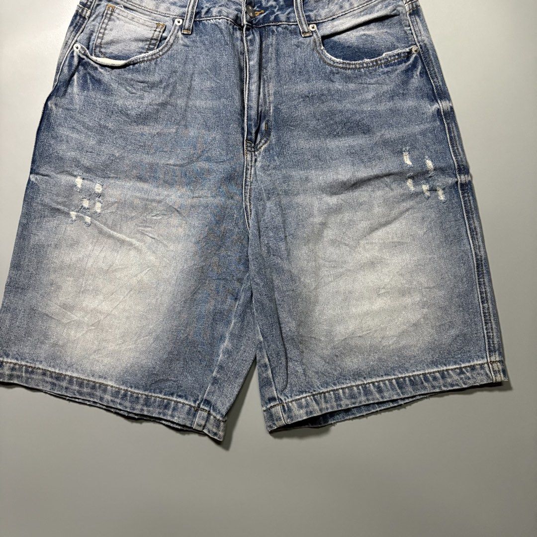 Y2K Denim Shorts Jorts (Category: Shorts) located in Tayabas. Submitted by tayabaskartell (Listing ID 1459999310, Image 3). Description: .