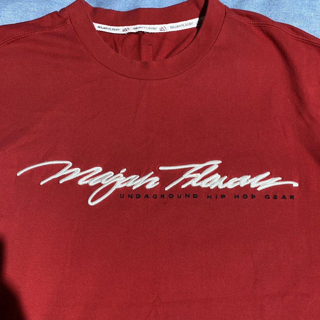 Y2K MAJAH FLAVAH | SCRIPT TEE (Category: Tshirts & Polo Shirts ) located in General Santos City (Dadiangas). Submitted by project.fromera (Listing ID 1460092460, Image 2). Description: MAJAH FLAVAH R 29x22 Single pinhole .
