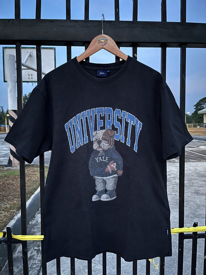 Yale University Tshirt (Category: Tshirts & Polo Shirts ) located in Gingoog City. Submitted by lokalthriftstop (Listing ID 1459996714, Image 1). Description: Yale university Dan T-Shirt Color Rate: 9/10 No issue Dm for offer Fast Shipping(Pay & Ship) Loc:Mindanao We ahip Nationwide thru J&T courier .