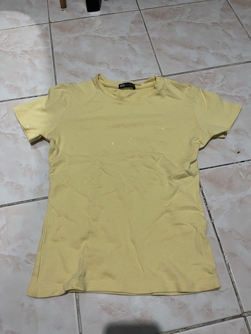 Zara Basic T-shirt Yellow and White (Category: Shirts) located in Manila. Submitted by iluvsamgyup (Listing ID 1460020025, Image 1). Description: - Yellow & White Zara Basic Tee - Size: Large (L) - Perfect for everyday casual wear - ₱100 for two.