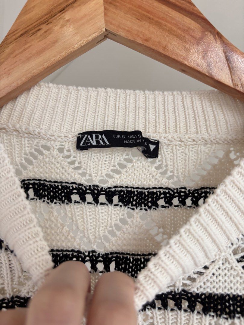 Zara Crochet Cropped Top (Category: Others Tops) located in Quezon City. Submitted by loverosvir (Listing ID 1460061674, Image 3). Description: .