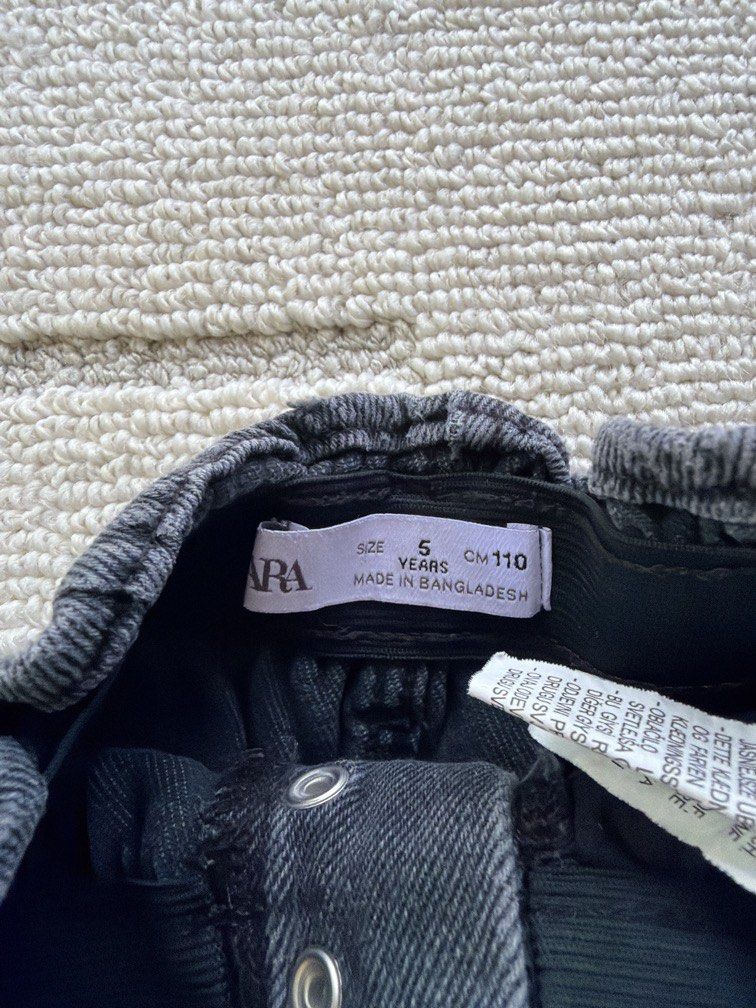 Zara Pants 5Y (Category: Babies & Kids Fashion) located in Tagbilaran City. Submitted by lovedbysjc330 (Listing ID 1459978289, Image 3). Description: .