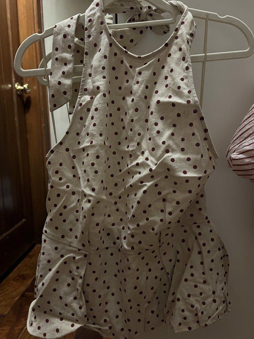 Zara Polka Dot Halter Neck Peplum Top (Category: Sleeveless) located in Muntinlupa City. Submitted by larajean07 (Listing ID 1459996325, Image 2). Description: Brand new never worn, store bought, wrong size, but i love it so much i just bought a bigger size 😅 pinilit ko bec they didn’t have the next size, but I ended up buying the bigger size online.