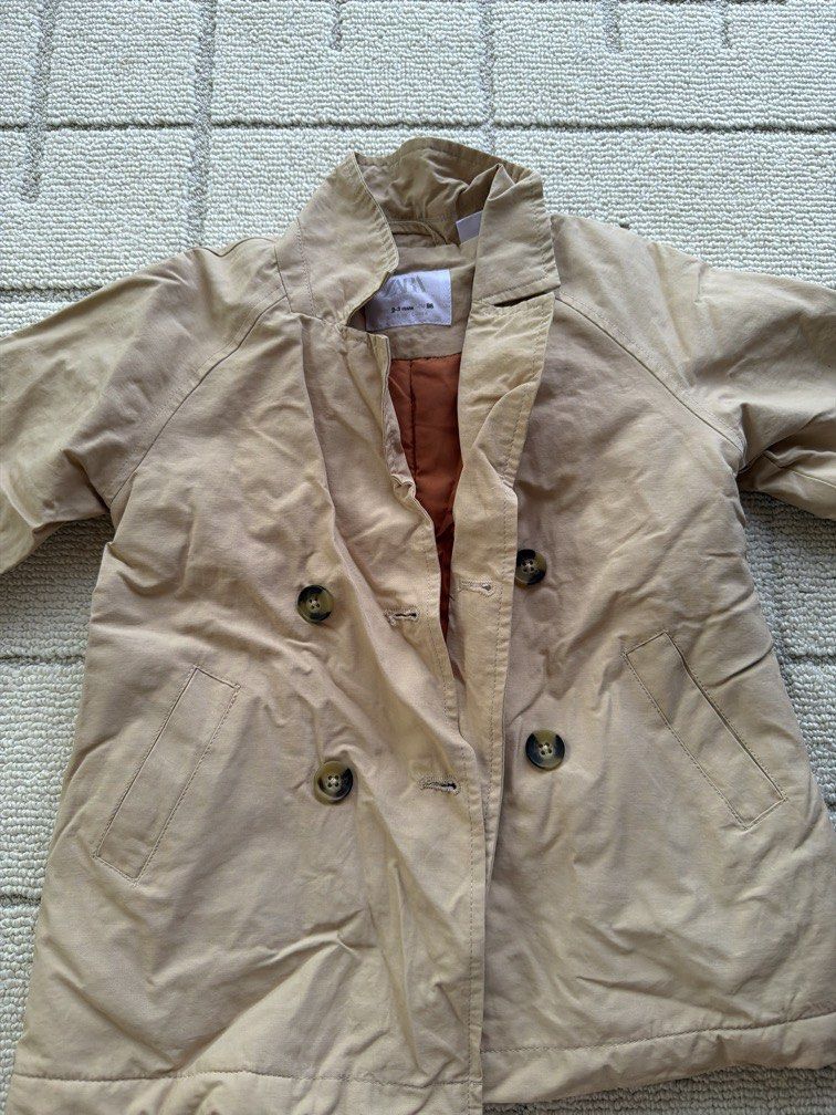Zara Trench 2-3Y (no belt) (Category: Babies & Kids Fashion) located in Tagbilaran City. Submitted by lovedbysjc330 (Listing ID 1459979237, Image 2). Description: .