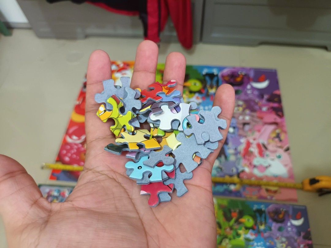 1000 Piece Pokemon Rainbow Gradient Jigsaw Puzzle (Category: Board Games & Puzzles) located in Irosin. Submitted by whanchore55263 (Listing ID 1460130145, Image 3). Description: - 1000-piece jigsaw puzzle - Features a rainbow gradient of Pokemon characters - Brand new and sealed box - Ideal gift for any Pokemon fan - Great for a fun, indoor activity - Can be displayed once completed - Assembled size: Approximately 70cm x 50cm.