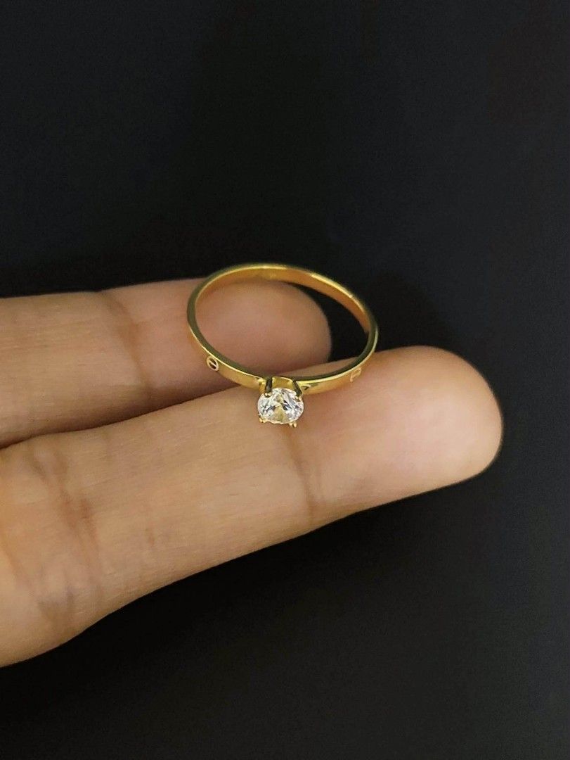 18k Saudi gold lightweight engagement ring (Category: Rings) located in Manila. Submitted by bhelgoldseller2ndaccount (Listing ID 1460135901, Image 2). Description: New!!✨New!!✨New!! Authentic 18k Saudi Golds 💯pawnable/naisasanla 💯with high appraisal rate 💯good investment 💯Direct supplier price 👉OPEN for resellers 🌺please take time to evaluate their actual sizes and grams 👉Best panggift for all occasions ✅ Sold per grams not per piece Kya 