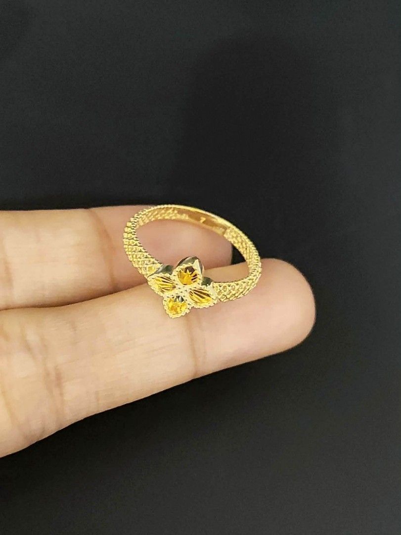 18k Saudi gold Roberto rings (Category: Earrings) located in Manila. Submitted by bhelgoldseller2ndaccount (Listing ID 1460163779, Image 2). Description: New!!✨New!!✨New!! Authentic 18k Saudi Golds 💯pawnable/naisasanla 💯with high appraisal rate 💯good investment 💯Direct supplier price 👉OPEN for resellers 🌺please take time to evaluate their actual sizes and grams 👉Best panggift for all occasions ✅ Sold per grams not per piece Kya lowest pric