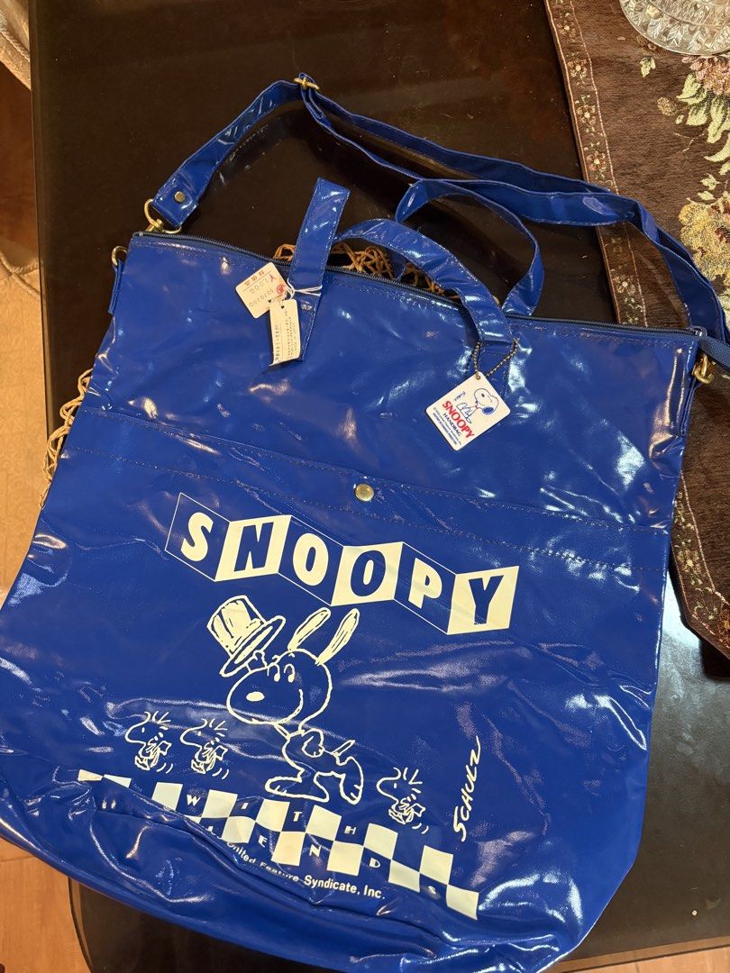 18”x18” snoopy bag (Category: Other Home Decor) located in Dipolog. Submitted by playmatesfriend.ph (Listing ID 1460107113, Image 1). Description: .