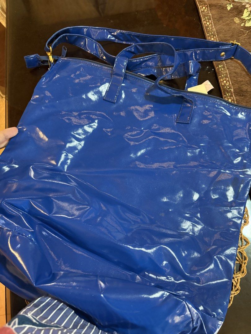 18”x18” snoopy bag (Category: Other Home Decor) located in Dipolog. Submitted by playmatesfriend.ph (Listing ID 1460107113, Image 3). Description: .