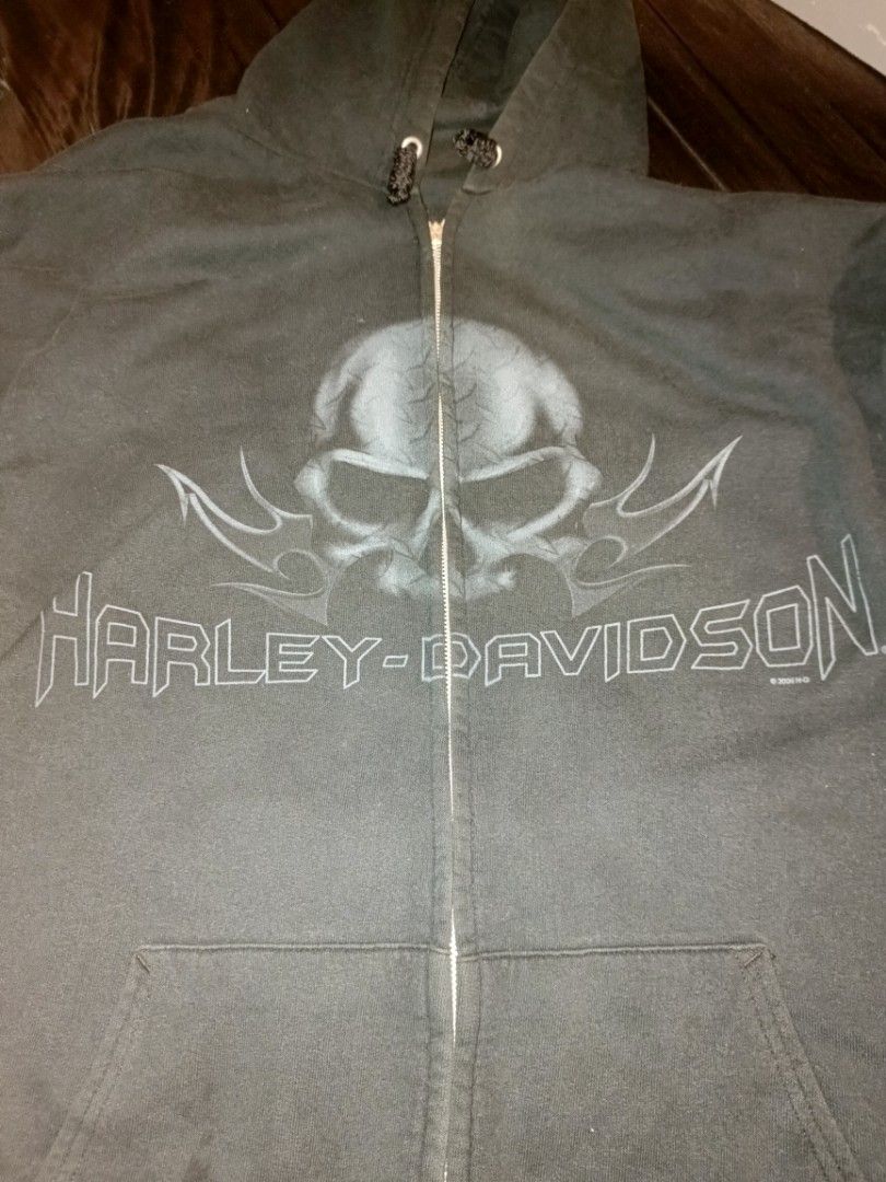 2002 Vintage harley davidson (Category: Coats, Jackets and Outerwear) located in Manila. Submitted by zach_morales_03 (Listing ID 1460154749, Image 1). Description: .