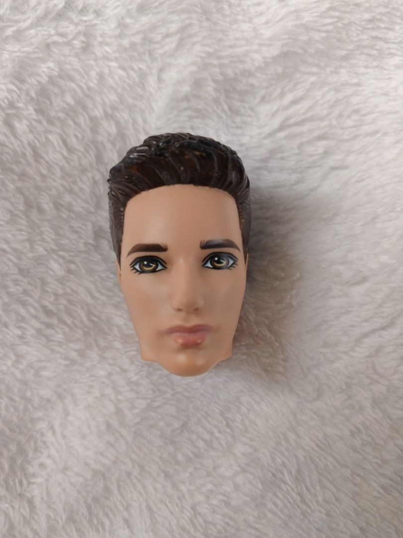 2012 Mattel Ken Doll Head - Ryan Facemold (Category: Figurines & Statues) located in Abucay. Submitted by abpshop (Listing ID 1460155953, Image 1). Description: Original mattel ken doll head ryan facemold, no issue, sold as is MOP: Gcash + SF Location: Bataan Courier: J&T Express.