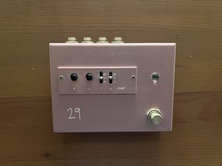 （分類：）位於 。 由 wazusound 提交（商品編號 1460277321，圖片 1）。簡介： 。