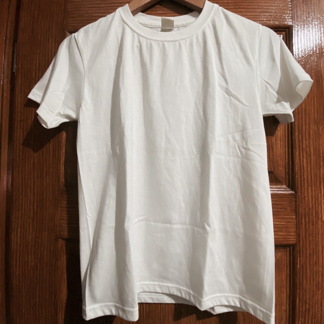 2 pcs Round Neck Plain White Tshirt Size XS (Category: Shirts) located in Dasmarinas. Submitted by pb_declutters (Listing ID 1460152739, Image 1). Description: ✨ WELCOME! PLEASE READ BEFORE MAKING AN OFFER: 📌 Availability: All items listed are AVAILABLE unless marked as sold or deleted. No need to ask "Is this available?" 📍: San Agustin II, Dasmariñas City, Cavite 💵: GCash Only (Strictly Payment First) 🛵 Shipping Options: - J&T Express (Monda