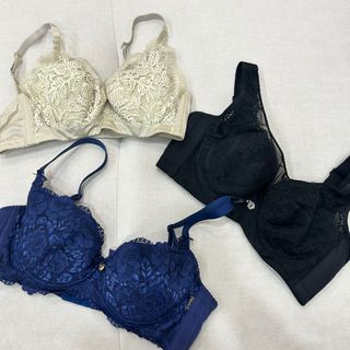 (Category: ) located in . Submitted by hyreloved (Listing ID 1460168859, Image 1). Description: .