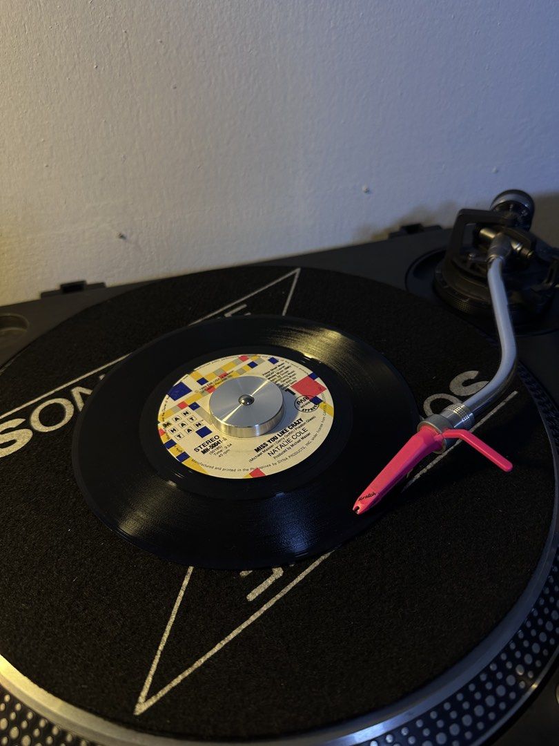 [7”] Miss You Like Crazy - Natalie Cole (Category: Vinyls) located in Makati City. Submitted by pitsrecords (Listing ID 1460176844, Image 1). Description: [7”] Miss You Like Crazy - Natalie Cole Cover / Label : VG+ Media : VG+ - VG++ ₱300.