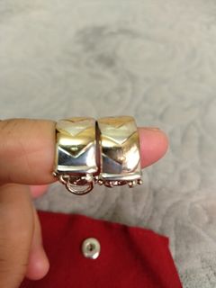 （分類：）位於 。 由 shaneth22 提交（商品編號 1460215546，圖片 1）。簡介： 。