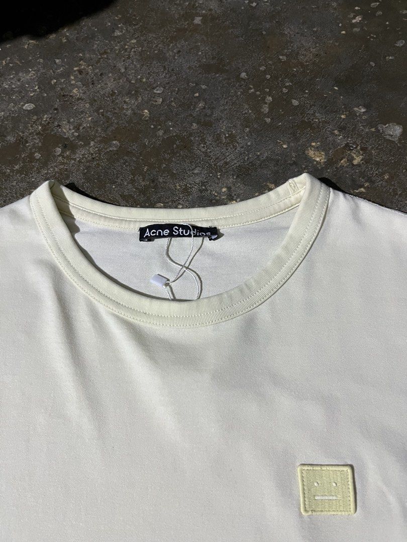 Acne studio minimalist logo (Category: Activewear) located in Angeles City. Submitted by sothriftzz (Listing ID 1460273228, Image 2). Description: .