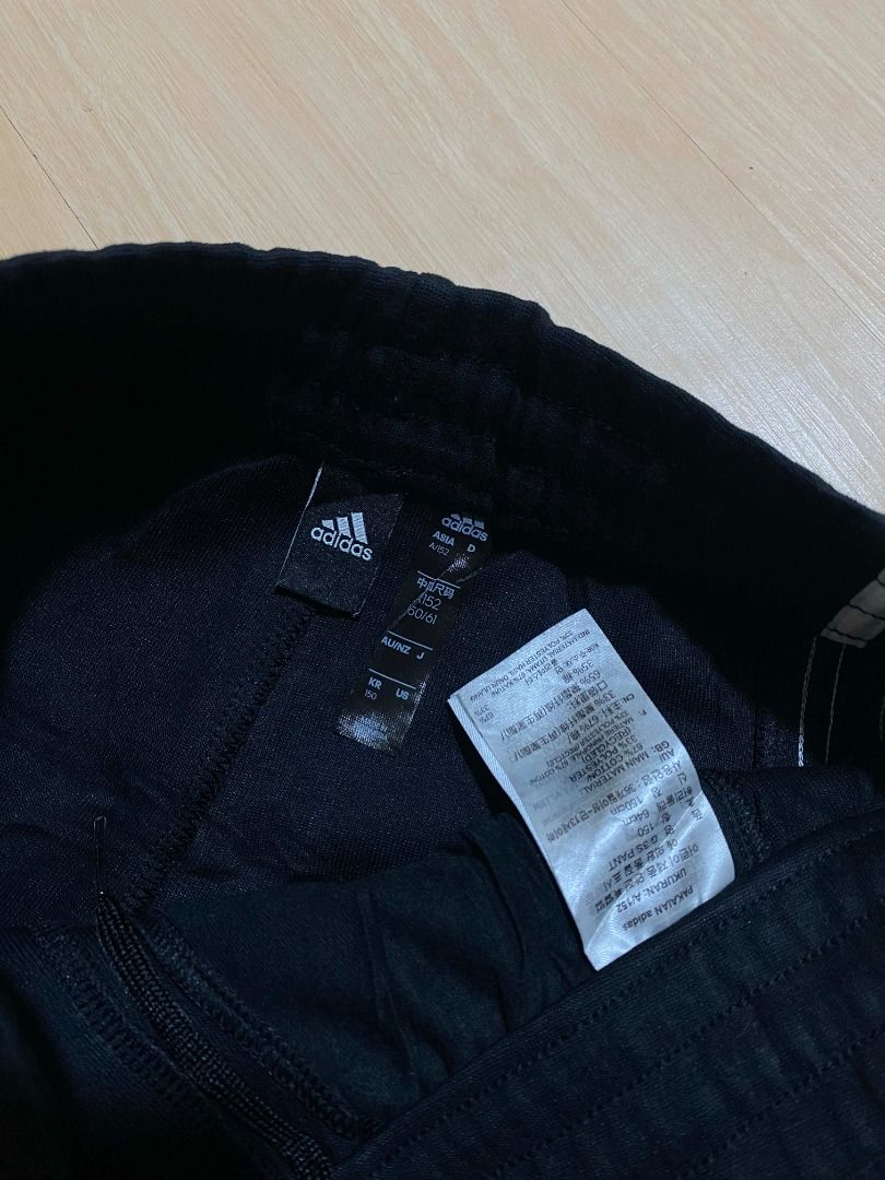 Adidas 3-Stripes Sweat Pants (Category: Babies & Kids Fashion) located in Cadiz. Submitted by thespotcdz (Listing ID 1460262658, Image 3). Description: Nasa picture po nakasulat ang mga detalye. Salamat! Nasa picture po nakasulat ang mga detalye. Salamat! Nasa picture po nakasulat ang mga detalye. Salamat! .