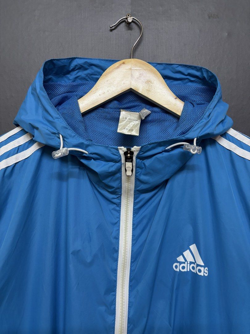Adidas Climaproof Windbreaker (Category: Coats, Jackets and Outerwear) located in Cavite. Submitted by staythrifted.23 (Listing ID 1460144432, Image 2). Description: Adidas Climaproof Windbreaker Size : Large on 🏷️ Dimes : Lenght 28 Width 23 Sleeve lenght 26.5 Condition : Excellent to Like new Color rate : 9.7/10 Issue : None 📩📩📩 Loc. Cavite We ship nationwide Payment first 📌DISCLAIMER: We are not associated or affiliated with any brand post