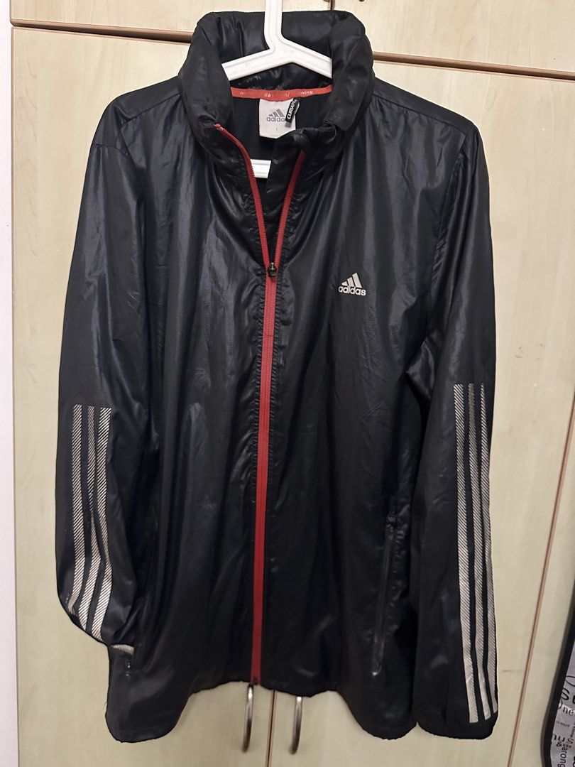 Adidas Climaproof windbreaker jacket L (Category: Coats, Jackets and Outerwear) located in Quezon City. Submitted by mancave_stuff (Listing ID 1460209372, Image 1). Description: Adidas Climaproof Windbreaker hoodie jacket Concealable hoodies Black with silver 3 stripes and red center lining For workout, running, or any sports and outdoor lifestyle. Lightweight & waterproof.