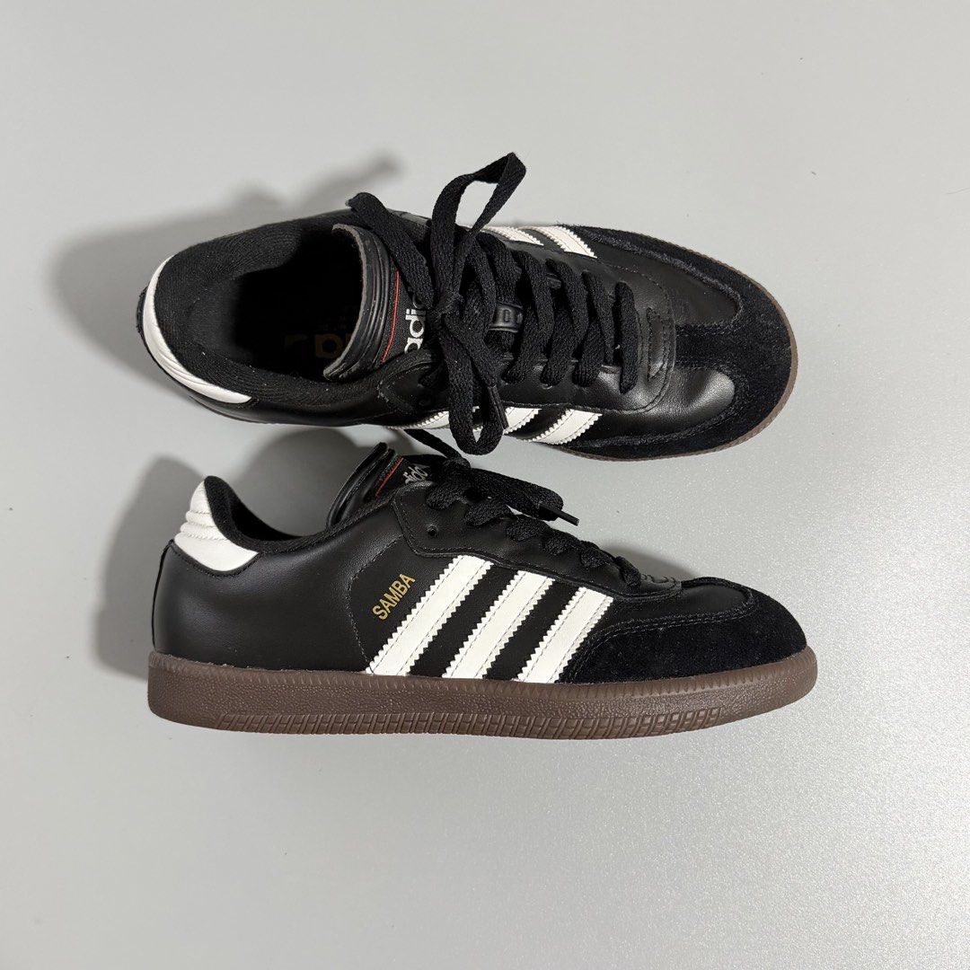 Adidas Samba Black White (Category: Sneakers) located in Manila. Submitted by jasonkicksph (Listing ID 1460274340, Image 1). Description: Adidas Samba Black White 4US 22CM Authentic Good Condition Pair only ₱2,000.