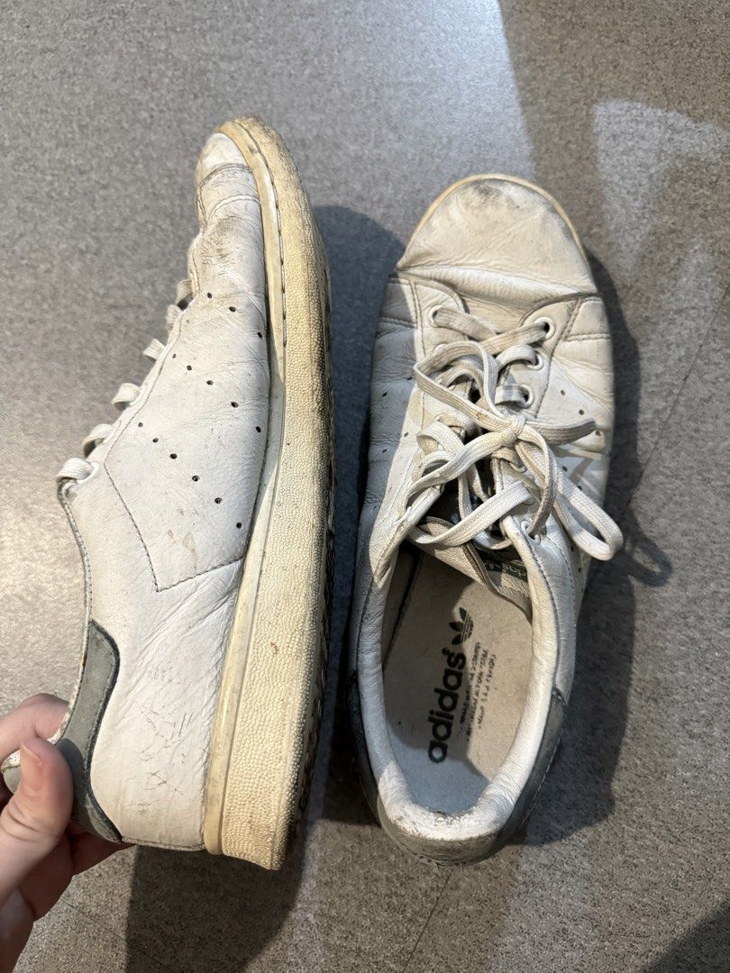 Adidas Stan Smith White Leather Sneakers (Category: Casual Shoes) located in Manila. Submitted by trishyyy_ (Listing ID 1460221401, Image 2). Description: - Classic Adidas Stan Smith sneakers - Color: White leather with grey accents - Size: US 10.5 - Perfect for casual everyday wear.
