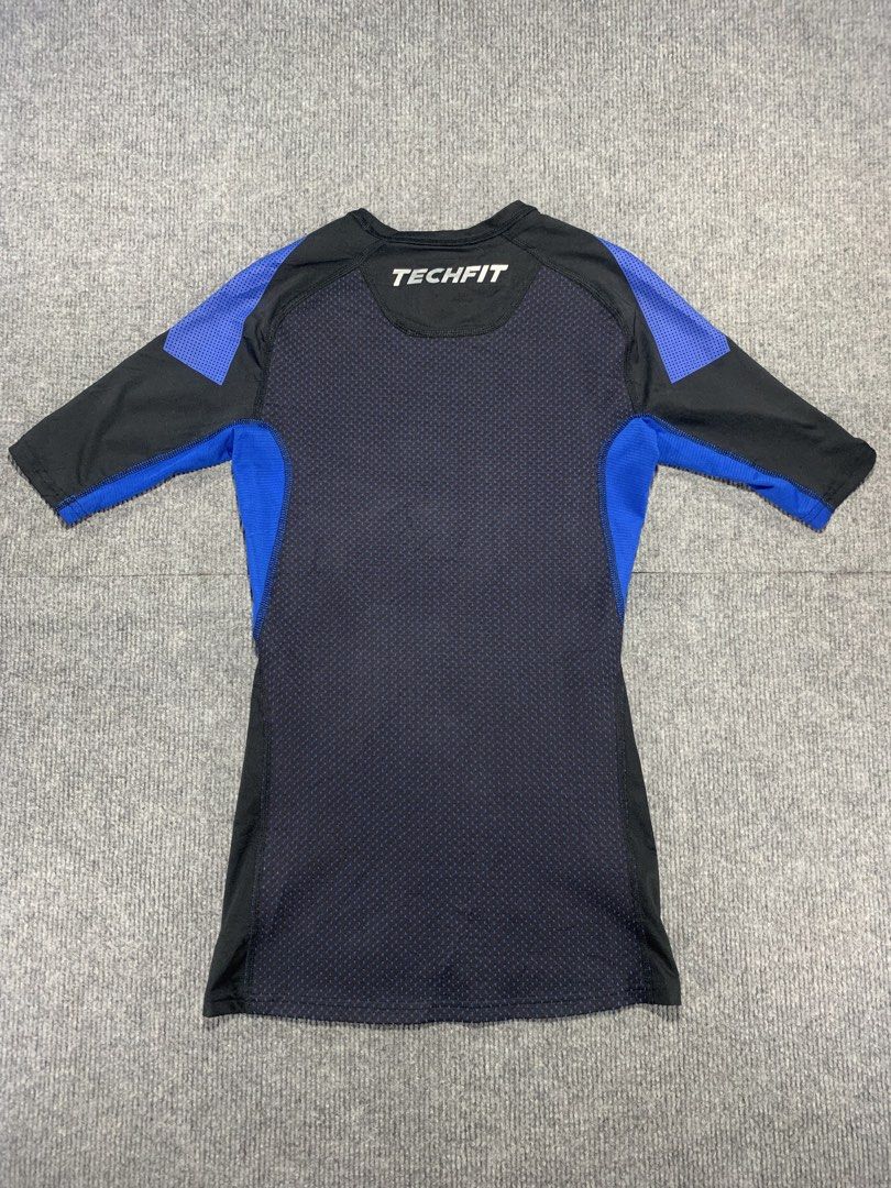 Adidas Techfit Cool compression (Category: Tshirts & Polo Shirts ) located in Dumaguete. Submitted by dailywear6200 (Listing ID 1460170325, Image 2). Description: Adidas Techfit Cool compression Small Width 15.5 Length 27 Excellent condition .