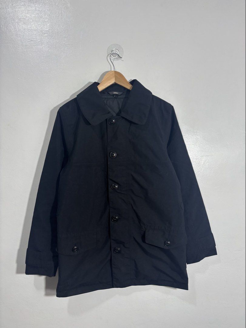 Aigle Black Trench Coat Men Small (Category: Coats, Jackets and Outerwear) located in Balanga. Submitted by winterlab_ph (Listing ID 1460234622, Image 1). Description: Code: A816 Width: 20 Length: 30.5 Shoulders: 17 Sleeves: 24 : missing button on the sleeve.