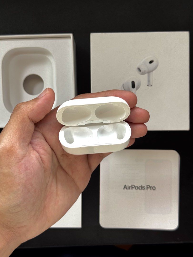 Airpods PRO 2 CHARGING CASE TYPE-C ONLY (Category: Earphones) located in Manila. Submitted by prelovedbyporttt (Listing ID 1460176306, Image 2). Description: Airpods PRO 2 CHARGING CASE TYPE-C ONLY 🔗PERSONAL WARRANTY: 1 MONTH (Valid as long as the item hasn’t been dropped or exposed to water) • 100% No hidden defects • 100% Battery health is in great condition • 100% Fully functional • 100% Original item (feel free to check my transaction post o