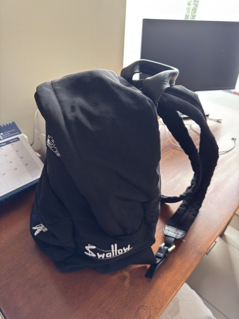 Alexander McQueen backpack (Category: Luxury Bags & Wallets) located in Quezon City. Submitted by ahab222 (Listing ID 1460144898, Image 3). Description: Alexander McQueen backpack Canvass Great condition.