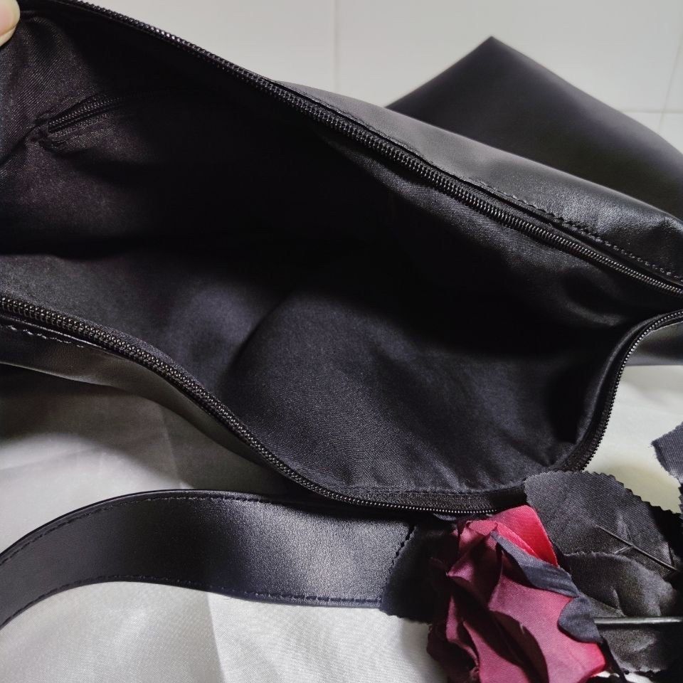 Alt/Gothic Cross Black Bag (Category: Shoulder Bags) located in Makati City. Submitted by xizxz (Listing ID 1460152593, Image 2). Description: Large and spacious bag that can fit a laptop. Please manage your expectations🖤 .